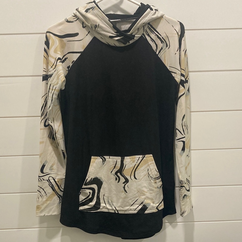 LuLaRoe Amber Hoodie